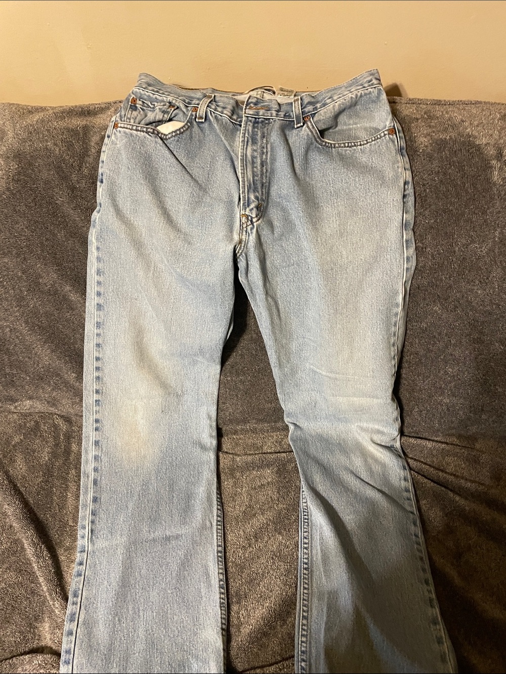 Levi's Men's Light Wash Bootcut Jeans